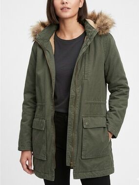 Gap Douglas Fir Sherpa Lined Parka Faux Fur Hood Jacket Size M Utility Chic
